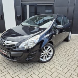 Opel Corsa 1.4i / 2013 / 5 deurs / Airco / Cruise Control / Nieuwe Apk / Groot Onderhoud